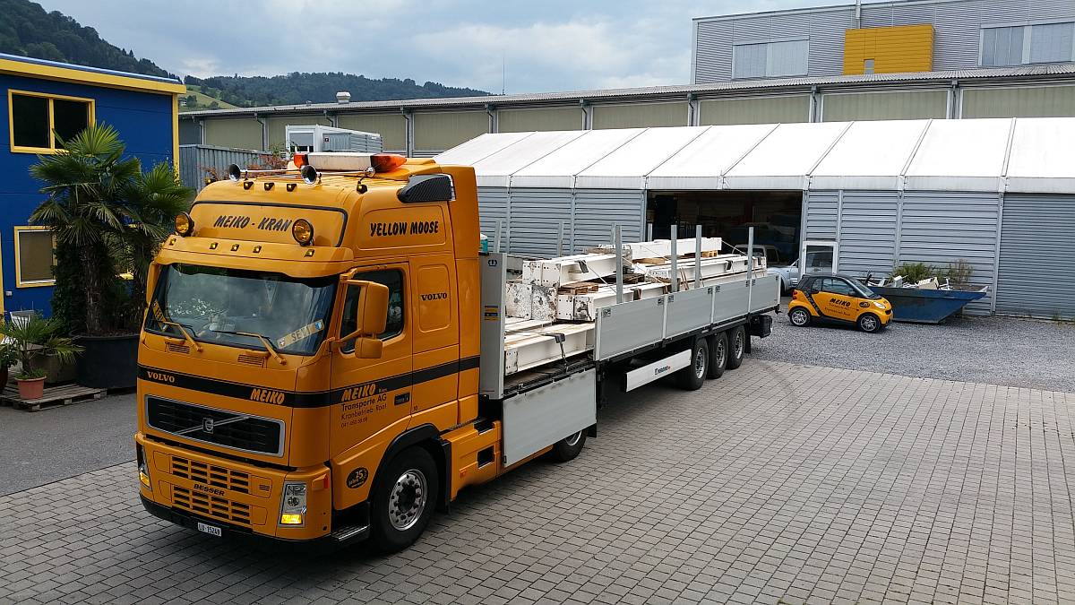 3-Achsbaustoffauflieger, Foto 3