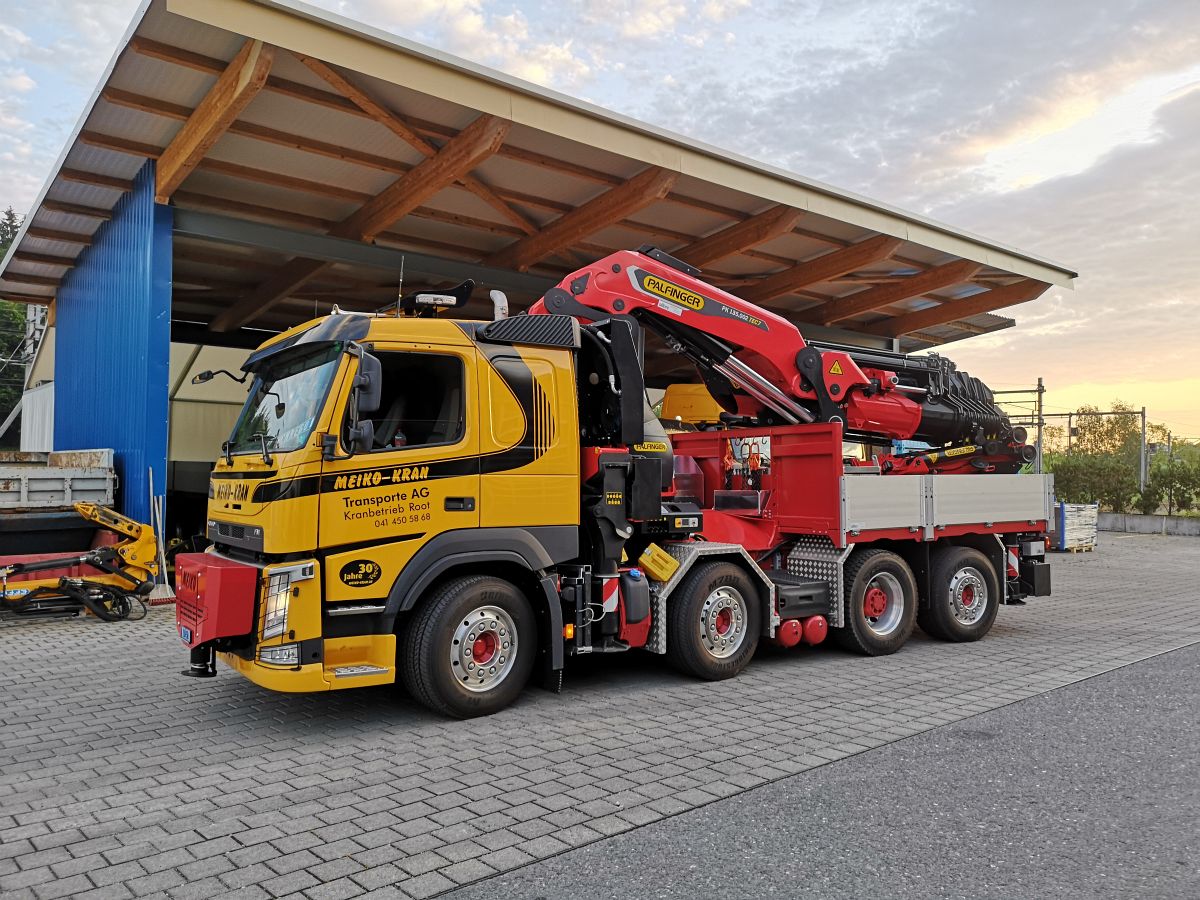 4-Achser 135mt. Volvo, Foto 1