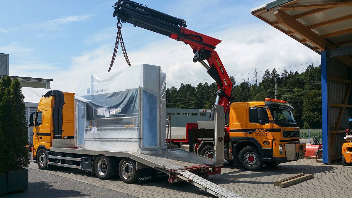 4-Achser 85mt. Ladebrücke, Foto 2